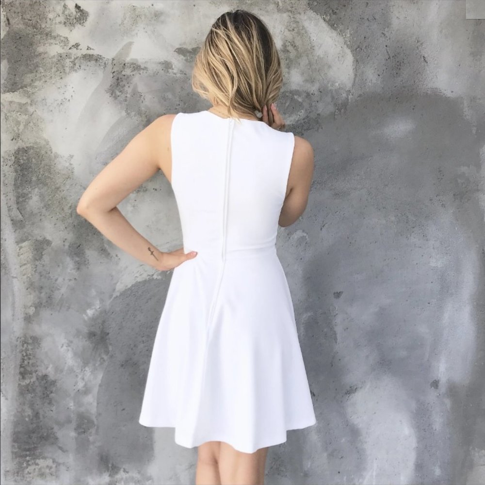 Le Chateau White Fit and Flare Cut Out Bridal Shower Wedding Cocktail Dress NWT